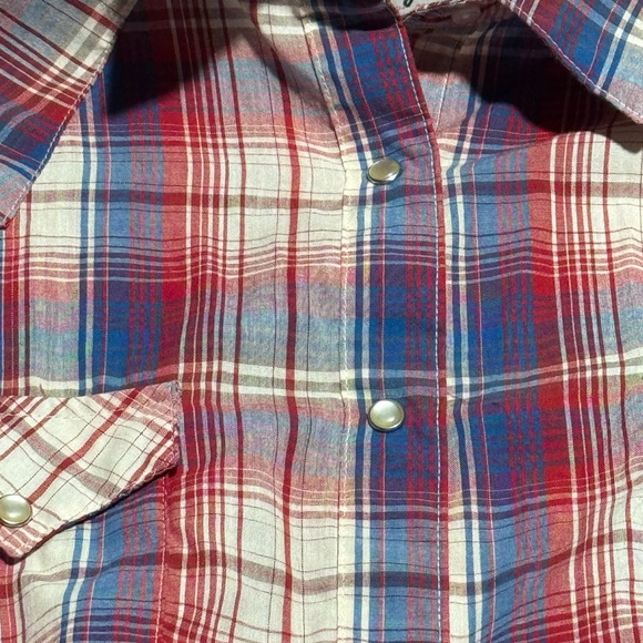 Wrangler Red and Blue Checkered Casual Shirt - Picture 3 of 4
